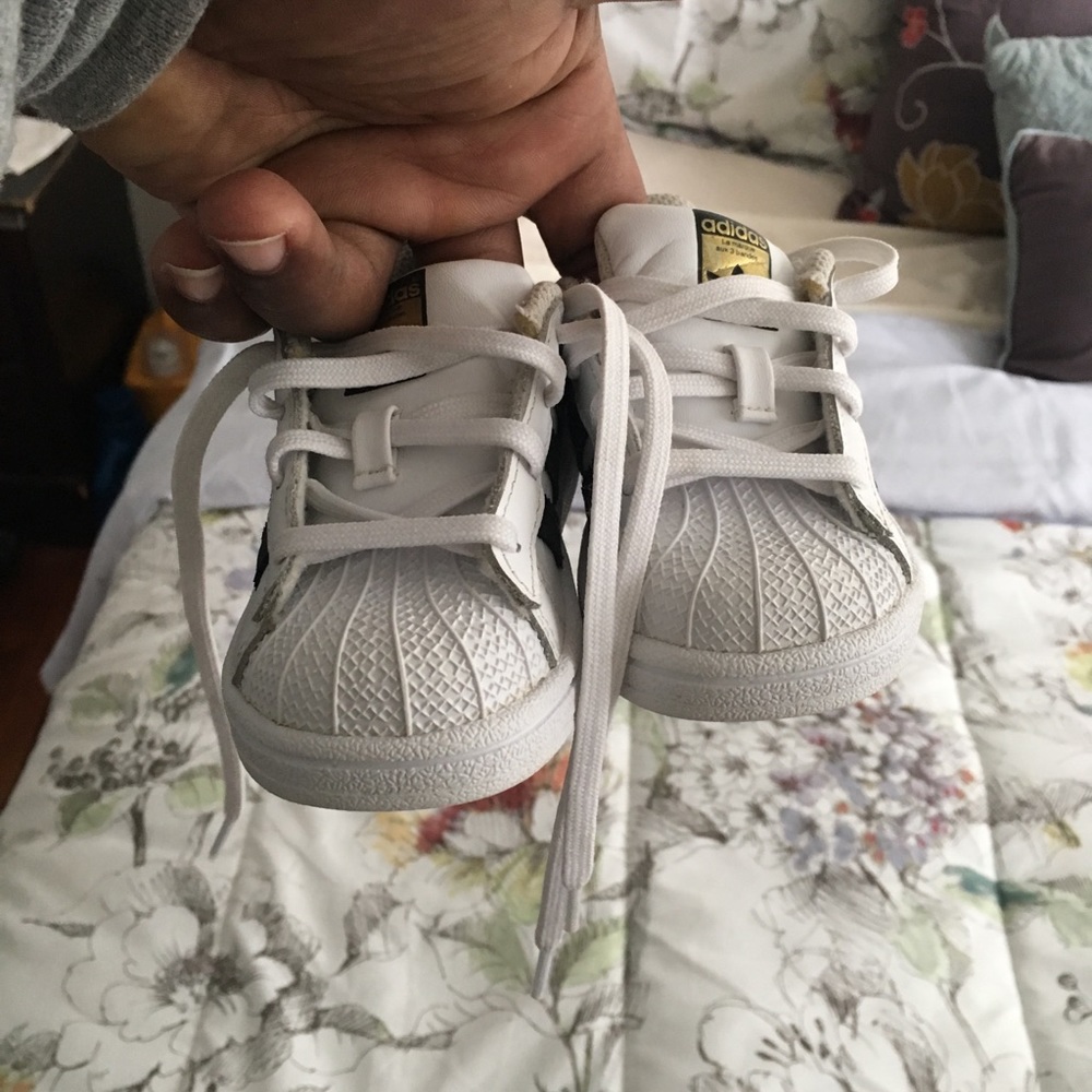 Adidas size 7c